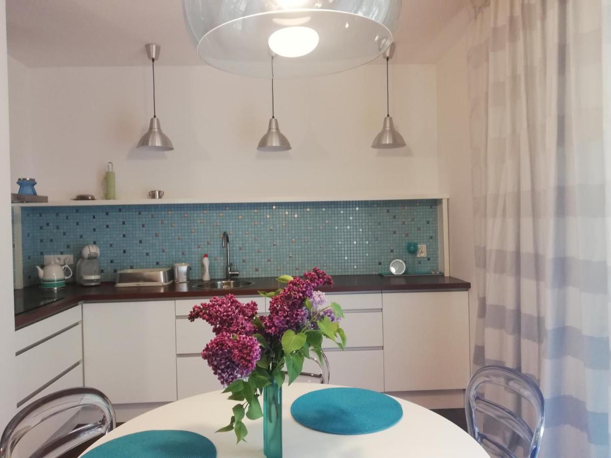 Apartament Przy Parku Kornik Apartment ภายนอก รูปภาพ