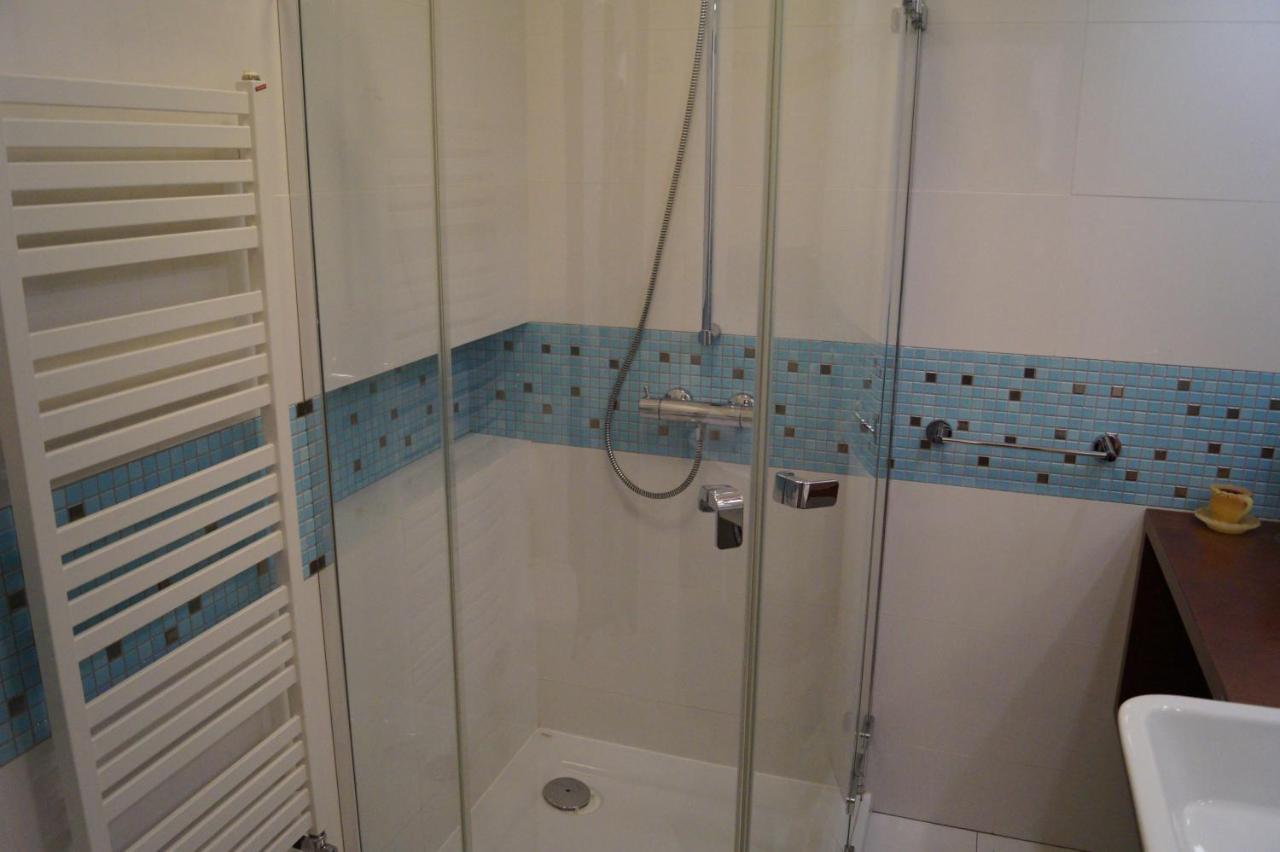 Apartament Przy Parku Kornik Apartment ภายนอก รูปภาพ