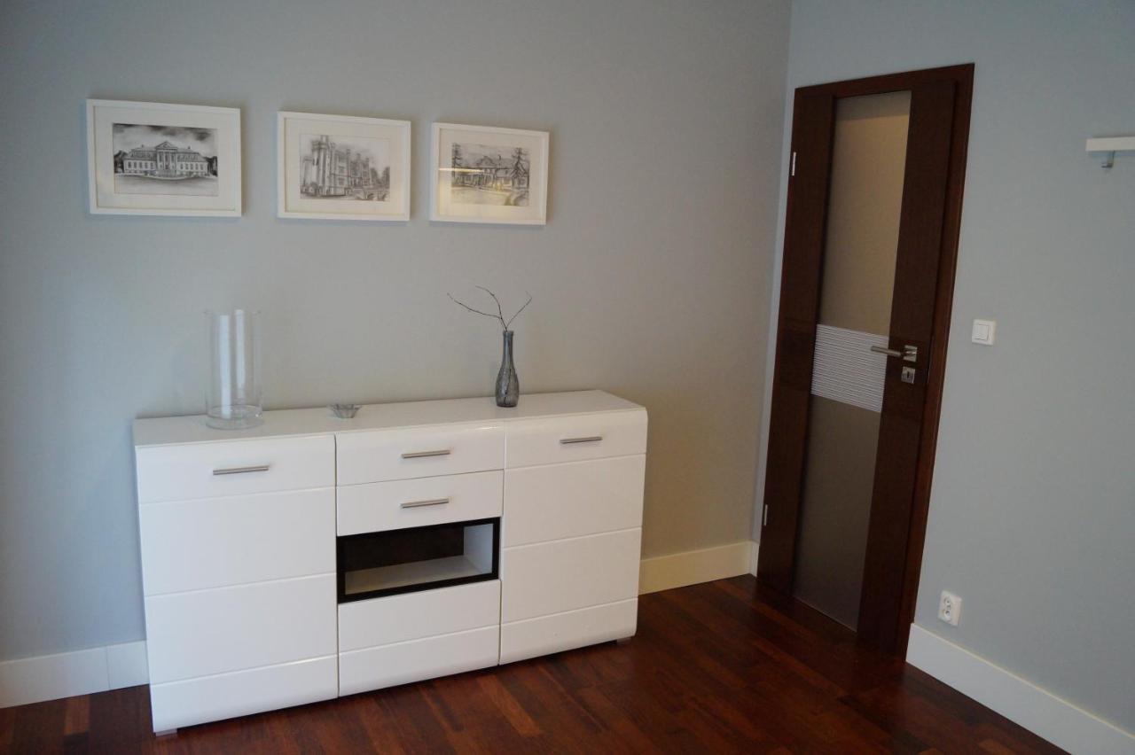 Apartament Przy Parku Kornik Apartment ภายนอก รูปภาพ